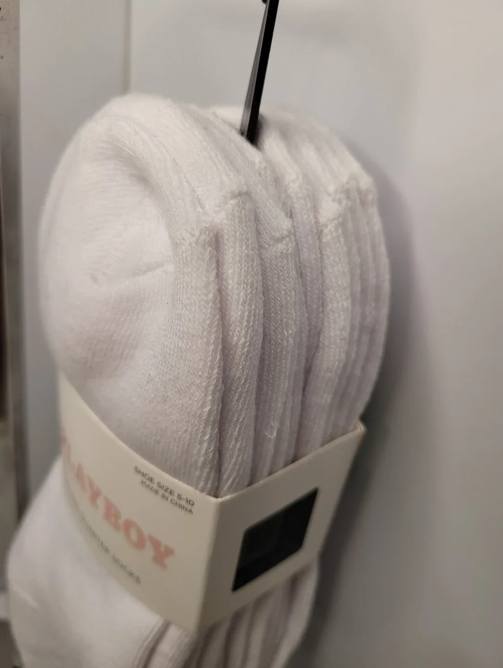 👉✨️PLAYBOY White Cushioned Quarter 5 Pair  Athletic Socks with Black Logo Trim
